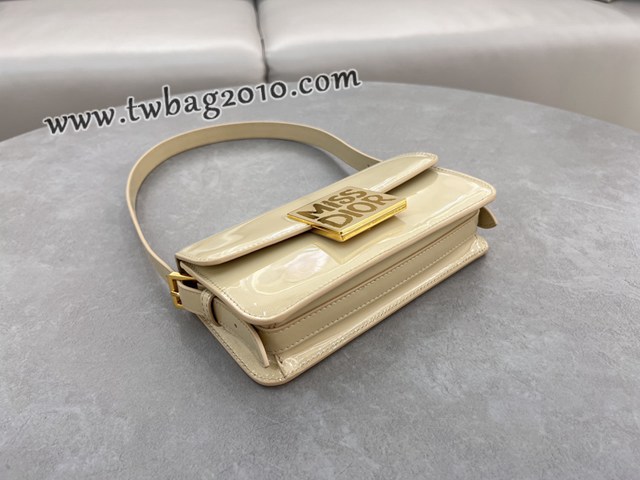 Dior专柜新款迪奥顶级原单黑色牛皮Miss Dior翻盖手袋肩背包 djfk1033